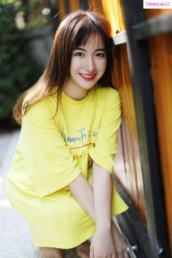 龚天艺 艺儿拿铁 [XIUREN]高清写真图 2019.12.30 艺儿拿铁第23张图片